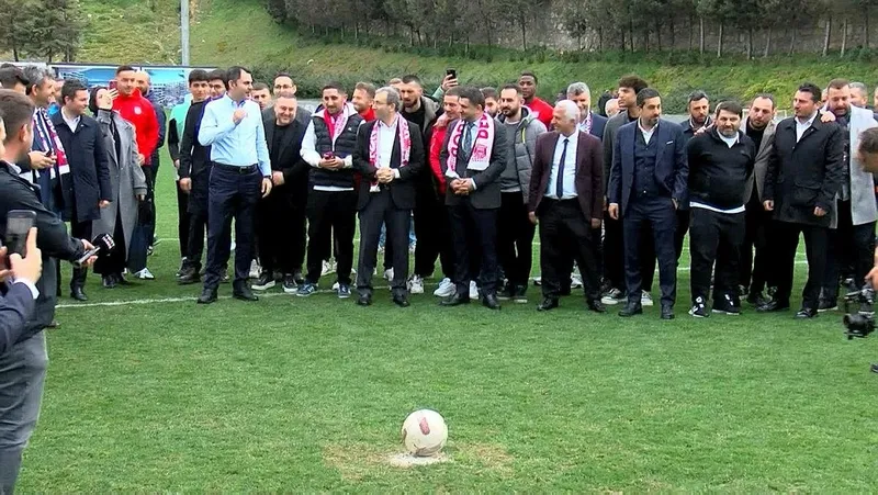 cumhur-ittifaki-ibb-adayi-murat-kurum-pendikte-metro-projesini-acikladi-1-nisan-itibariyle-baslayacagiz-trafik-1707746118615.jpeg Cumhur İttifakı İBB adayı Murat Kurum Pendik'te metro projesini açıkladı: 1 Nisan itibarıyla başlayacağız | Trafik çilesi bitecek-5