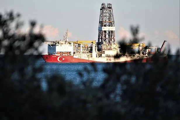 Doğu Akdeniz'de faaliyet gösteren Fatih sondaj gemisi Mersin açıklarında-1