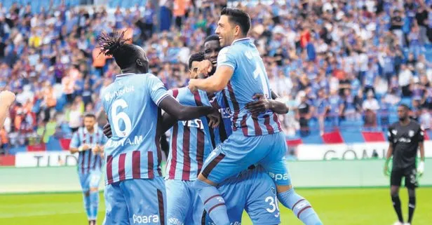 Trabzonspor iç sahada başarılı bir performans ortaya koyuyor! Nenad Bjelica yönetiminde 6 galibiyet ile 2.5 puan ortalaması...
