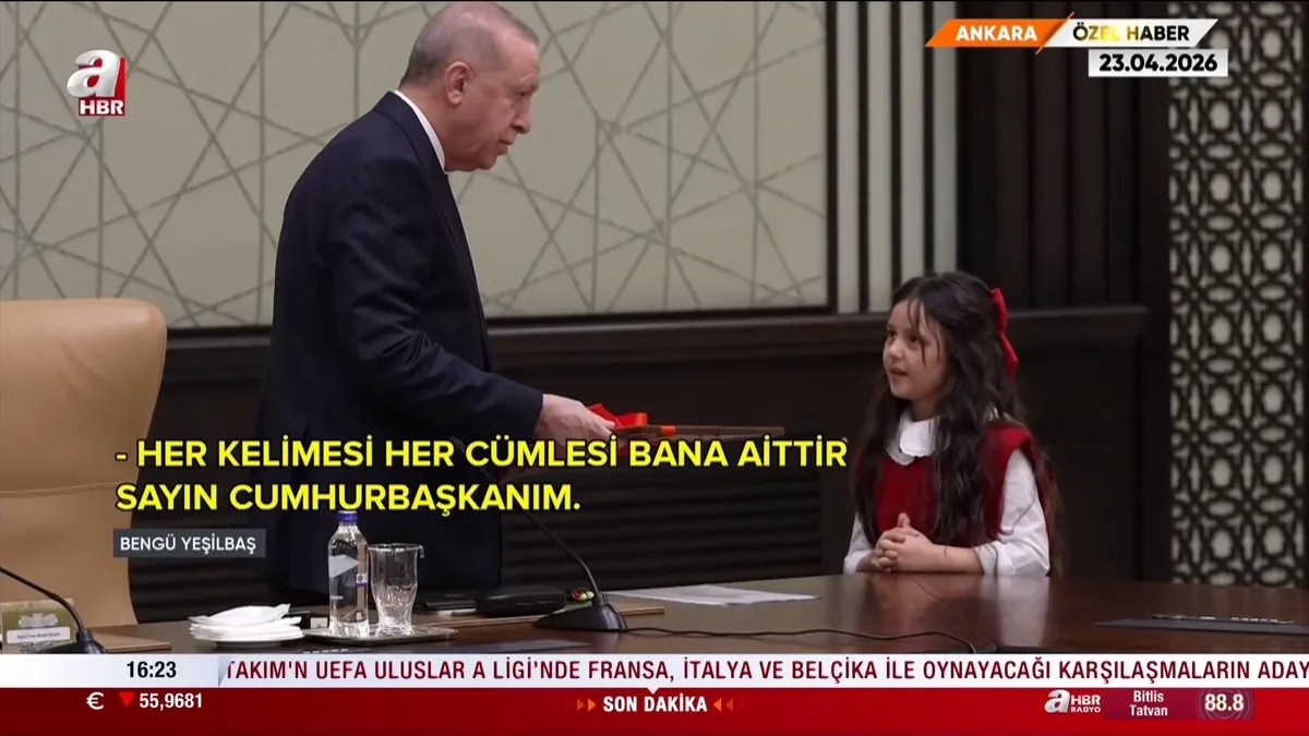 1789745578691.jpeg Başkan Erdoğan'la türkü söyleyen 8 yaşındaki Bengü Yeşilbaş: "Yanında mutlu ve huzurluydum"-2