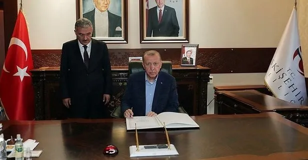 Başkan Erdoğan, Eskişehir Valiliğini ziyaret etti