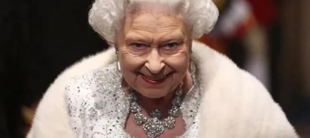 Kraliçe'nin çılgın maaşı