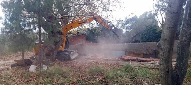 Balıkesir'deki FETÖ kampı yıkıldı