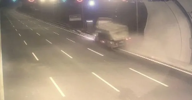 İstanbul’da TIR dereye uçtu