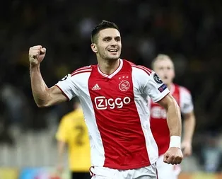 Ajax deplasmanda AEK’yı 2 golle geçti