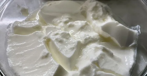 Yoğurt cildi yeniler!