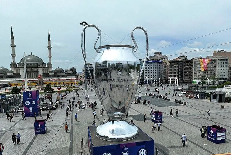 İstanbul’da bazı yollar trafiğe kapatılacak