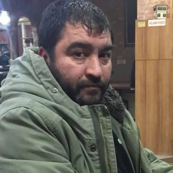 annesine-kotu-davranan-arkadasini-basina-cekicle-vurarak-oldurdu-1642236983588.jpg Annesine kötü davranan arkadaşını başına çekiçle vurarak öldürdü-3