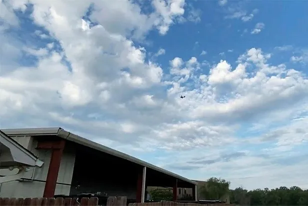 son-dakika-abdde-ucak-kacirildi-pilottan-intikam-dalisi-tehdidi-1662216291432.jpeg Son dakika: ABD'de uçak kaçırıldı! Pilottan 'intikam dalışı' tehdidi-3