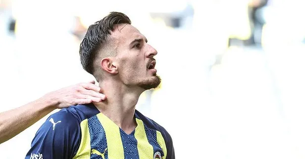 Fenerbahçe ileri 3'lüyü yine değiştiriyor! Valencia-Mesut-Berisha üçlüsü denendi