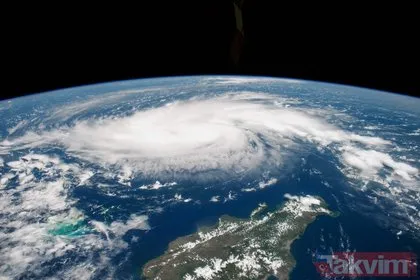 NASA korkunç görüntüleri yayınladı! Dorian Kasırgası hızla geliyor