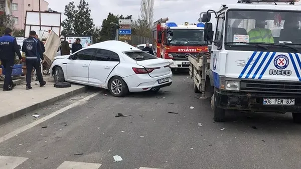Ankara’da TIR ile otomobil çarpıştı: 4 yaralı-1
