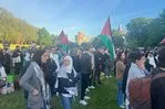 Köln Üniversitesi’nde yüzlerce kişiden “Filistinlilerin yanındayız” mesajı!