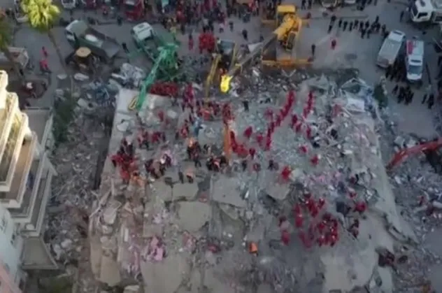 Azerbaycan'dan İzmir'deki deprem için anlamlı destek! A Haber'e konuştular: Canınız canımız kanınız kanımızdır!