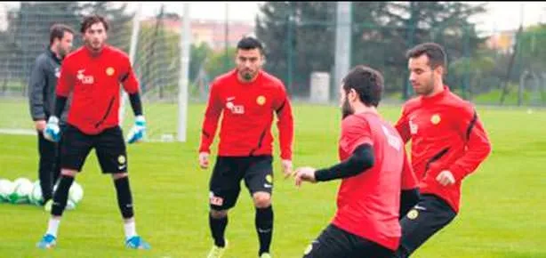 Eskisehirspor’a coşkulu uğurlama