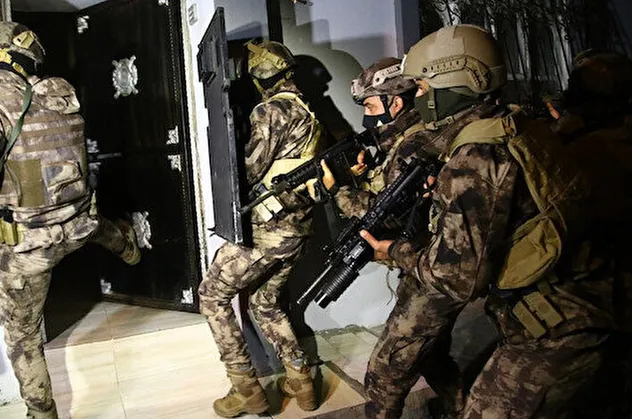 Son dakika: Mersin'de PKK operasyonu