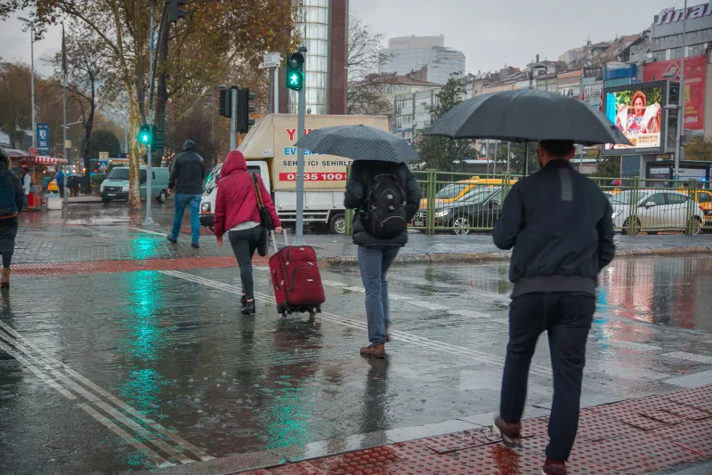 Meteoroloji'den son dakika yağmur ve sağanak uyarısı | 12 Mart İstanbul'da hava nasıl olacak? - 8