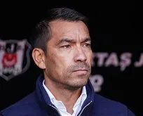 Giovanni van Bronckhorst farkını ortaya koyuyor!