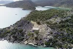 İngiliz Cloudya Jamey Hankes'in Kekova'daki kaçak villası yine gündemde! Danıştay noktayı koydu: Yıkılacak