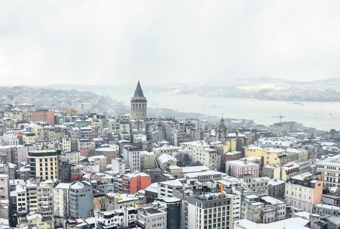 Kuryeler bugün yolda okullar yarın açılabilir