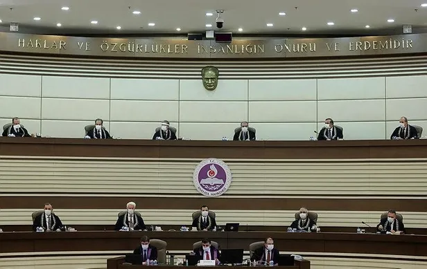 Eski Yargıtay üyeleri Necati Meran, Mehmet Ali Demirezici ve Esabil Saylak ile firari Kenan Karabeyeser'in yargılanmalarına başlandı-2