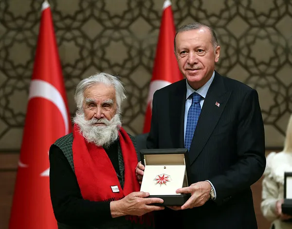 Başkan Erdoğan'dan Cumhurbaşkanlığı 2021 Kültür ve Sanat Büyük Ödülleri töreninde önemli açıklamalar-8