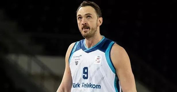 Semih Erden basketbolu bıraktı