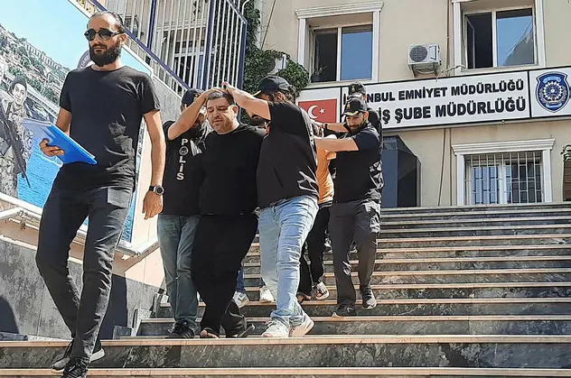 Esenyurt'ta korkunç cinayet! Arkadaşını evinde öldürdü