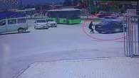 El frenini çekmeyi unuttu, peşinden koştu