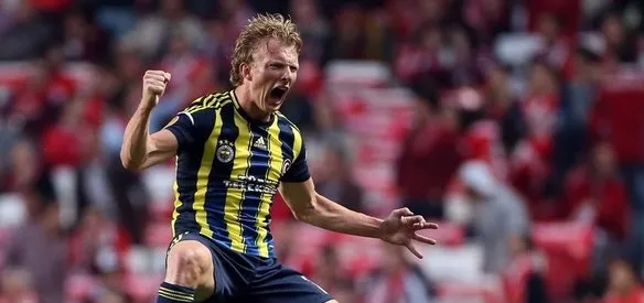 HOLLANDALI FUTBOLCU DİRK KUYT BUGÜN DOĞDU