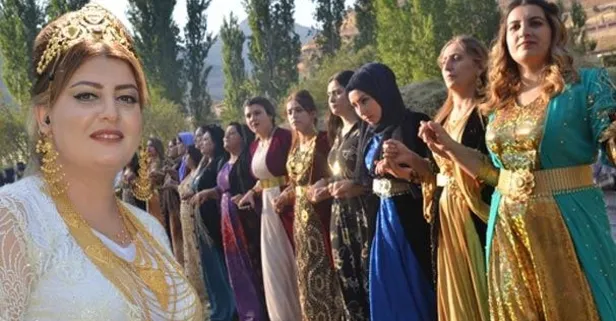 Aşiret düğününde dudak uçuklatan takı!