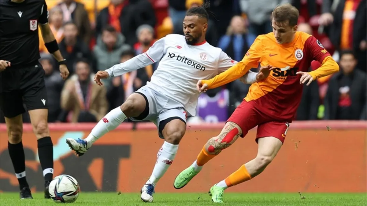 CANLI MAÇ İZLE | Galatasaray-Antalyaspor maçı hangi kanalda? Canlı yayın frekans bilgileri