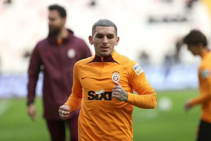 torreira-mujdesi-galatasaray-ile-sozlesme-uzatacak-1705959096364.jpeg