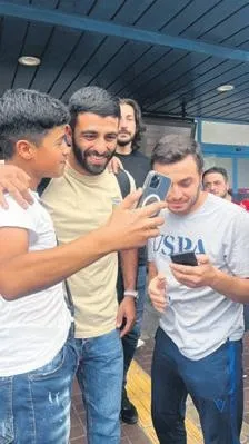okan-buruktan-sol-beke-supriz-hamle-spor-haberleri-1661991388137.jpeg Okan Buruk'tan sol beke süpriz hamle! | Spor haberleri-10
