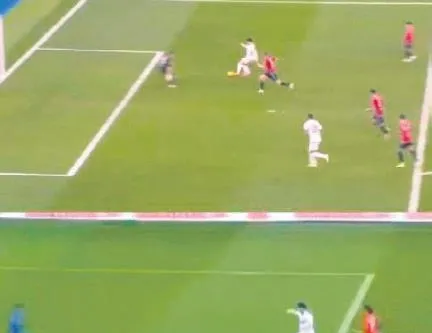 Özil’in golünün kopyası