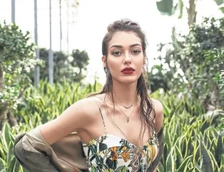 Zirvede çicek açtı