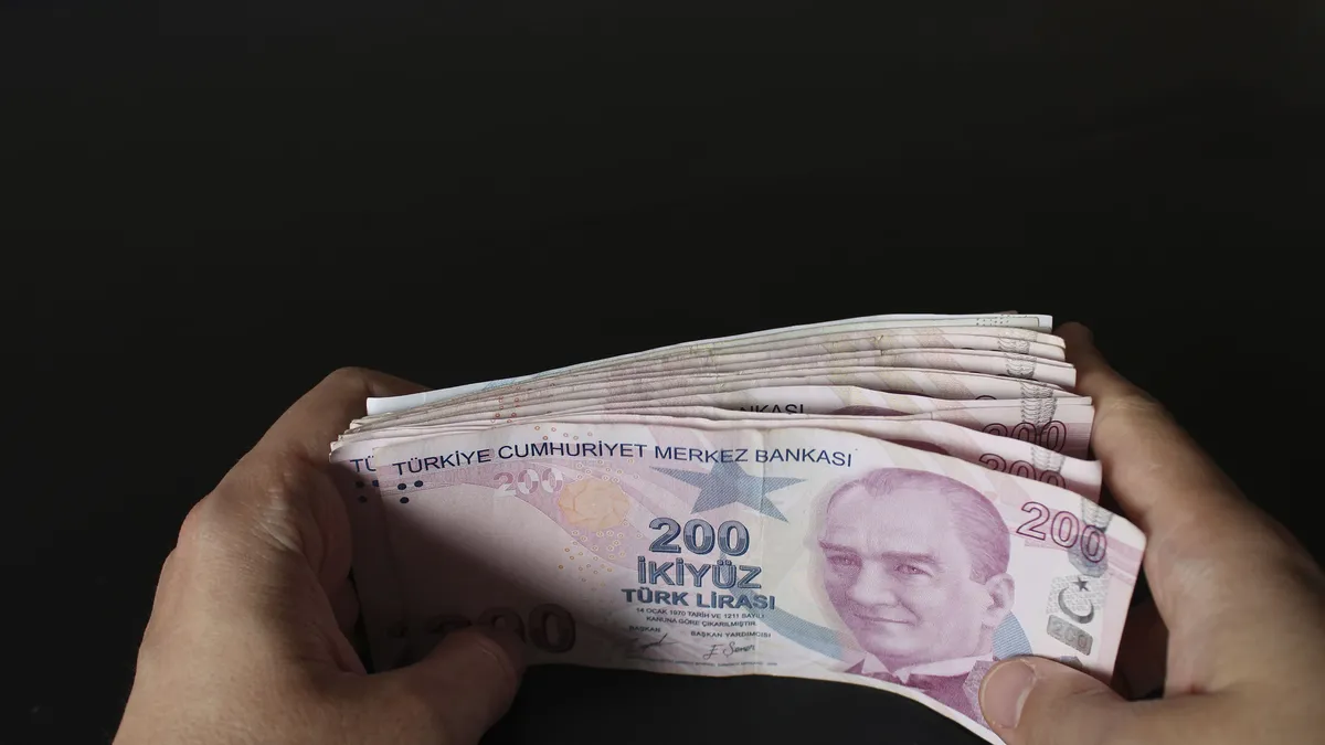 Yeni vergi reformu paketinde neler var? Az kazanandan az çok kazanandan çok vergi! Yap-işlet-devret modeline yüzde 30’luk vergi