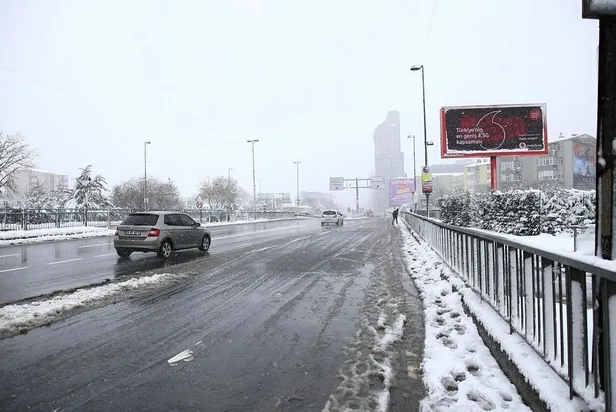 Kar yağışı kapımızda! Meteoroloji'den İstanbul ve birçok il için kar yağışı uyarısı | 18 Ocak hava durumu! Bir uyarı da AKOM'dan-7