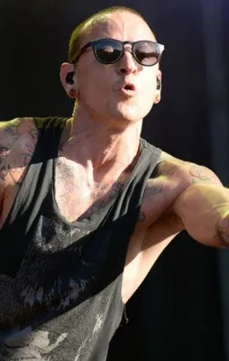 Chester Bennington intihar etti
