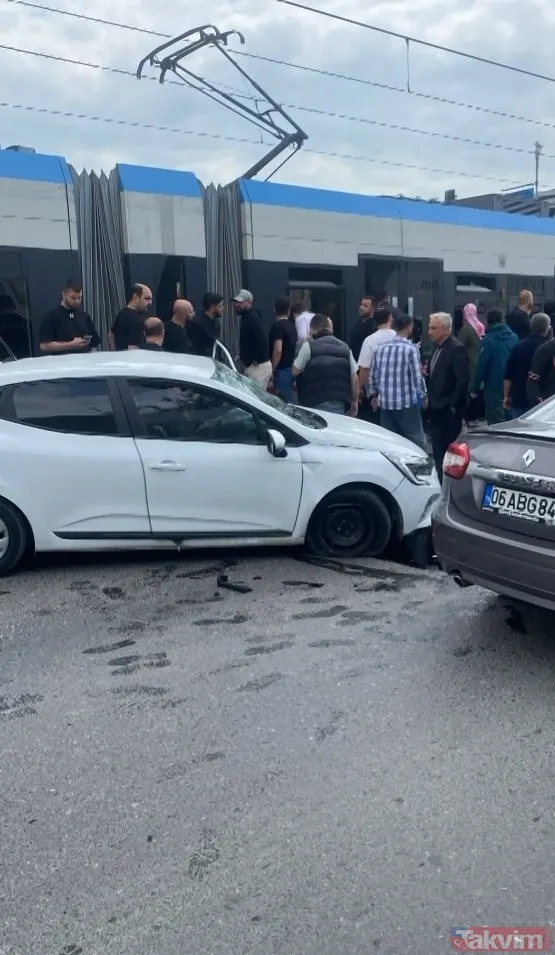 Tramvay yolunda kaza: Facianın eşiğinden dönüldü! - 10