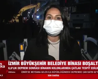 6.6lık depremde hasar gören İzmir Büyükşehir Belediye binası tedbir amaçlı boşatıldı