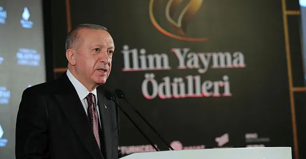 Dinimize göre Nas nedir? Nas ne demek? Ekonomide nas kelimesi var mı? Nas suresi Türkçe okunuşu!