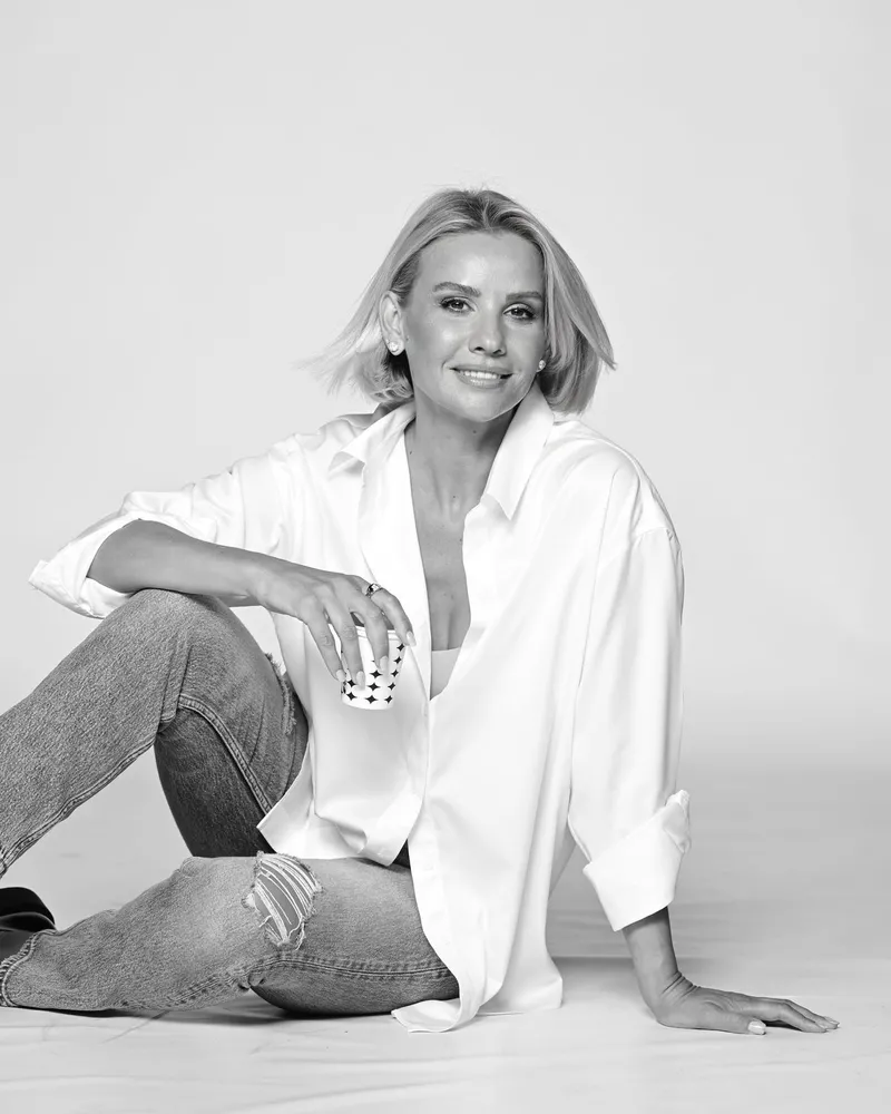 esra-erolun-komando-antrenmani-unlu-sunucunun-formda-kalma-sirri-ortaya-cikti-1772714141080.jpg Esra Erol'un komando antrenmanı! Ünlü sunucunun formda kalma sırrı ortaya çıktı-7