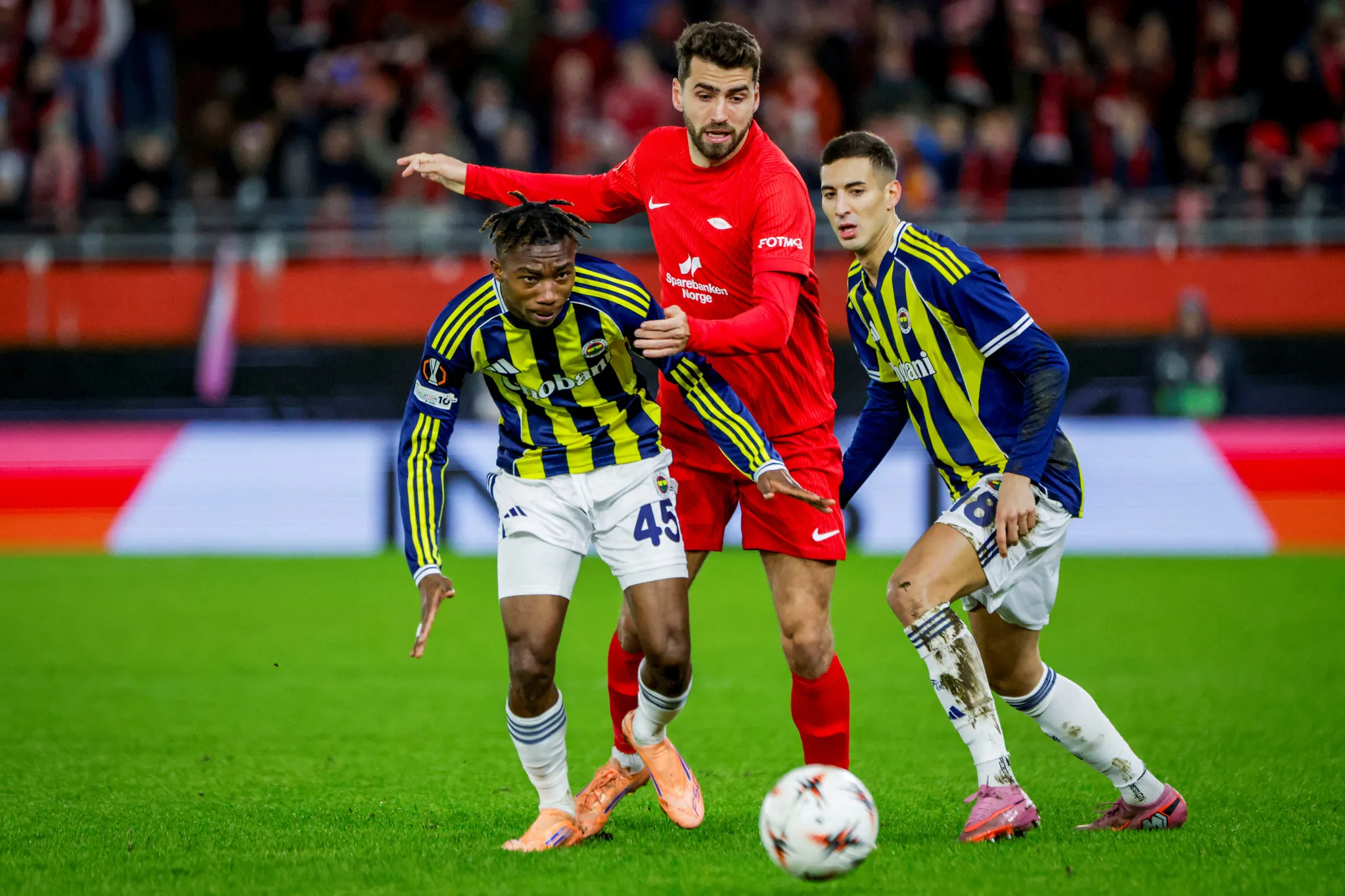 Spor yazarları Brann-Fenerbahçe maçını değerlendirdi - 1