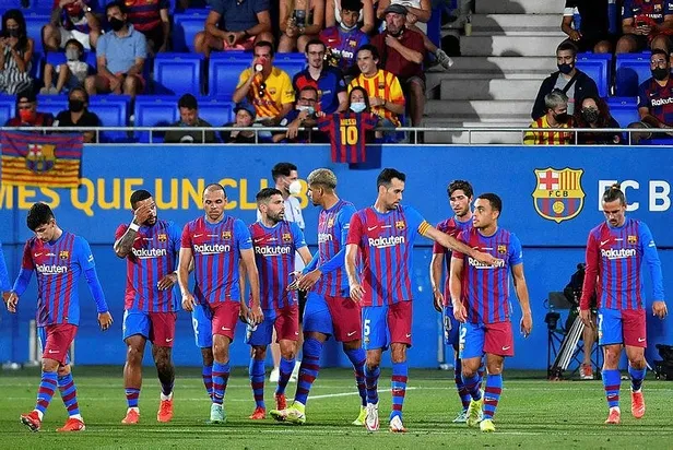 barcelona-juventus-ile-oynadigi-hazirlik-macini-kazandi-yusuf-demir-ilk-11de-sahaya-cikti-1628461868206.jpeg Barcelona, Juventus ile oynadığı hazırlık maçını kazandı: Yusuf Demir, ilk 11'de sahaya çıktı-3