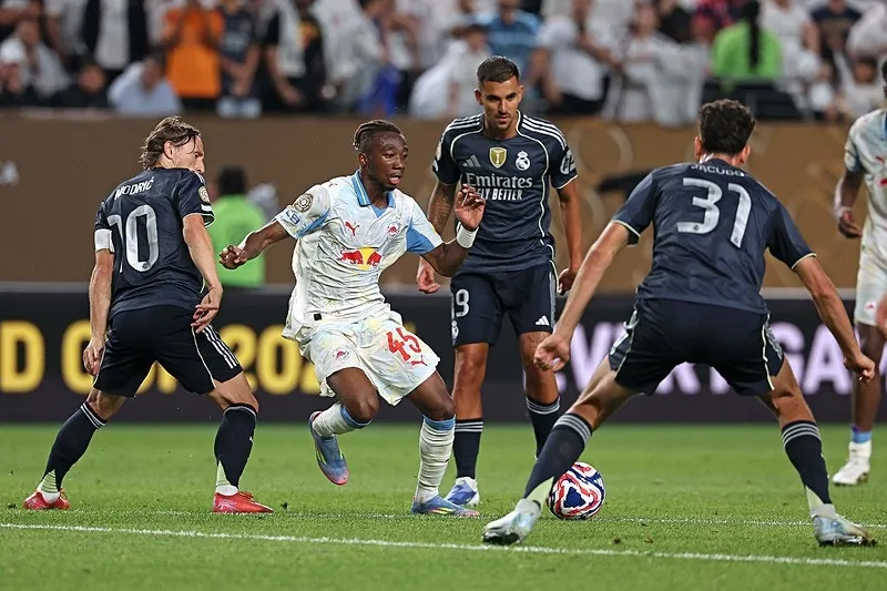 Douglas Nene (Takvim.com.tr)