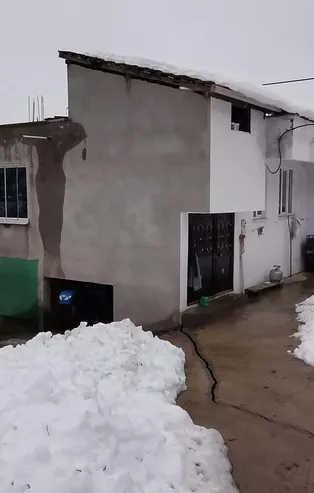 Ordu'da korku yaratan olay! 2 ev boşaltıldı 10 ev tehlike altında! Bir mahalle kayıyor