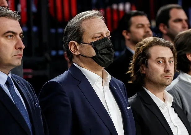 gsaray-baskani-burak-elmastan-arda-turan-hakkinda-carpici-aciklamalar-arda-turan-yanlis-yapti-1646178117169.jpeg G.Saray Başkanı Burak Elmas'tan Arda Turan hakkında çarpıcı açıklamalar: Arda turan yanlış yaptı-3