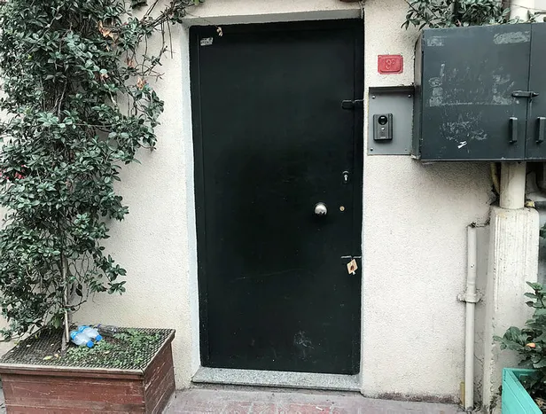 1573480820070.jpg İngiliz ajanın İstanbul'da şüpheli ölümü: Lemesurier'in ölümünde yeni gelişme-3