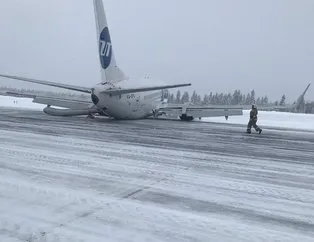 Rus yolcu uçağı acil iniş yaptı
